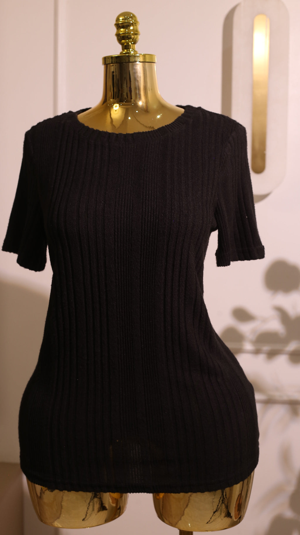 Black Ribbed Short-Sleeve Knit Top (Medium)