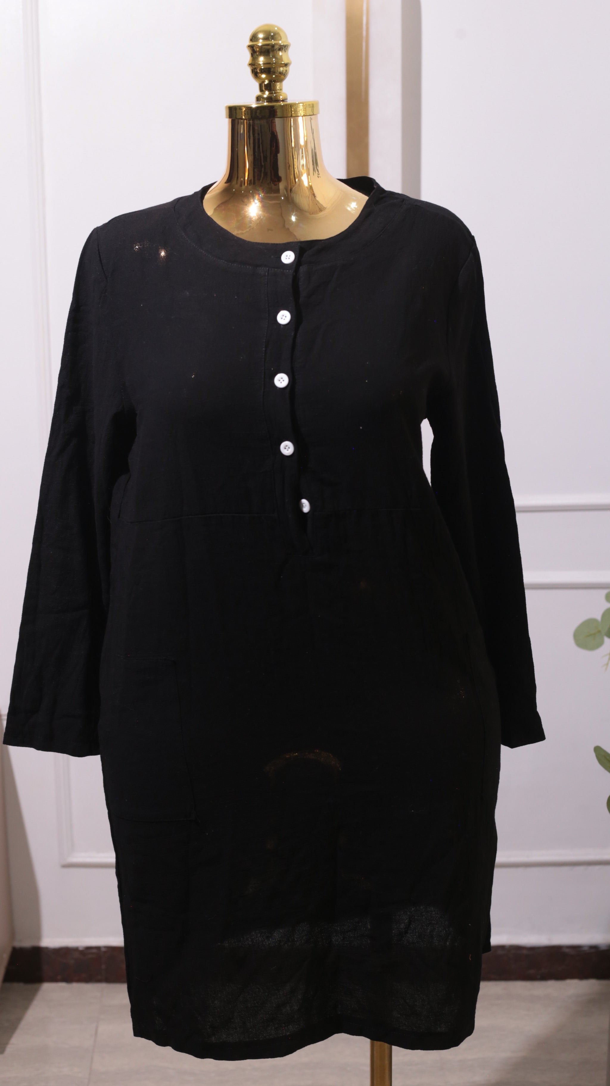 A Black Long-sleeved Decorative Button Dress