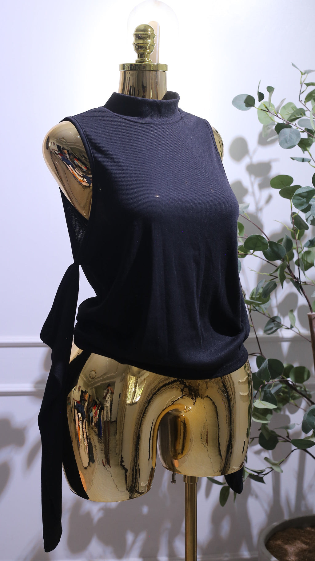 Asymmetrical Ribbed Crop Tank Top with separate sleeves