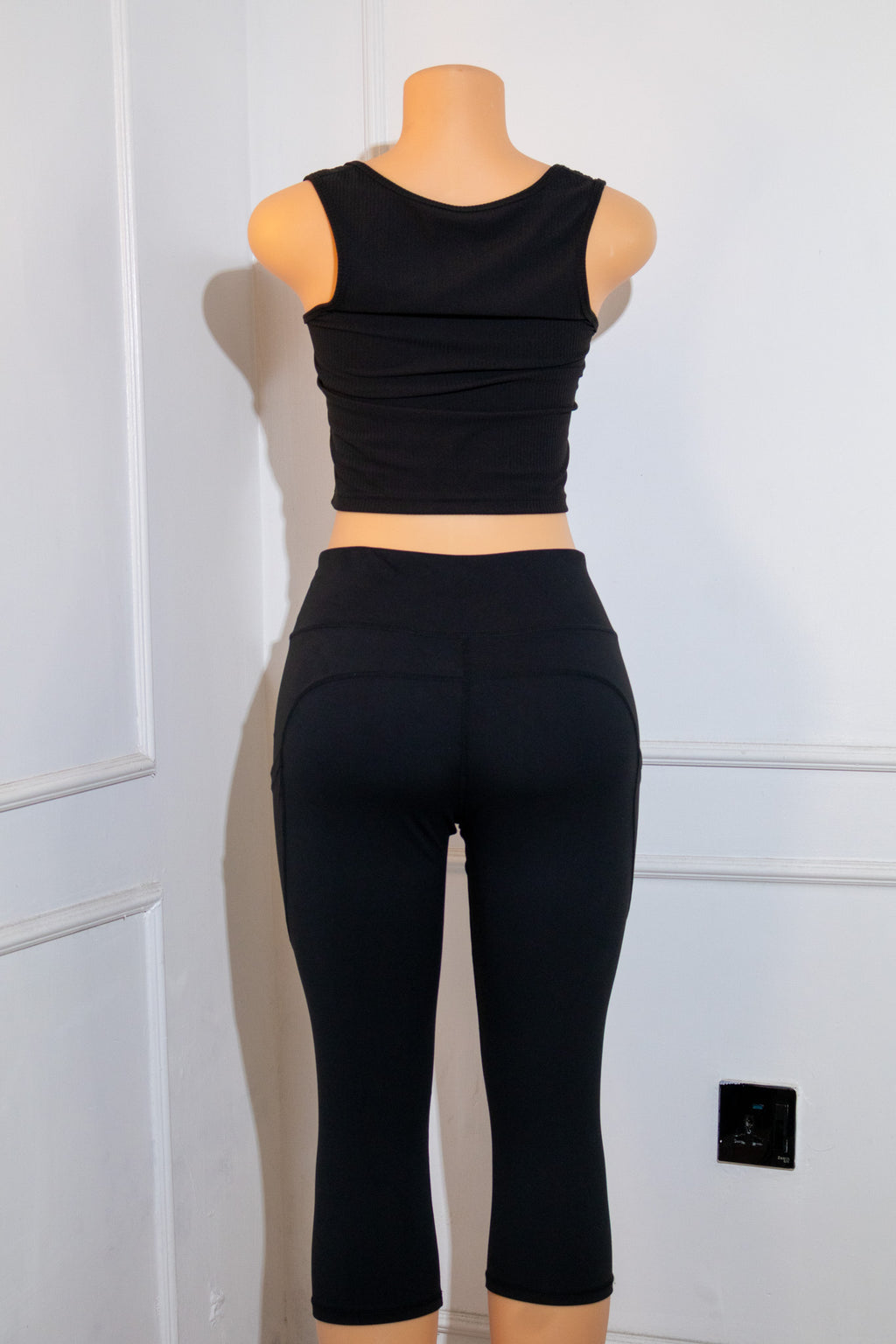 Black Cropped Leggings