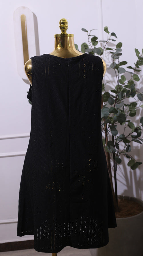 Black Eyelet Sleeveless V-NECK A-line Casual Dress