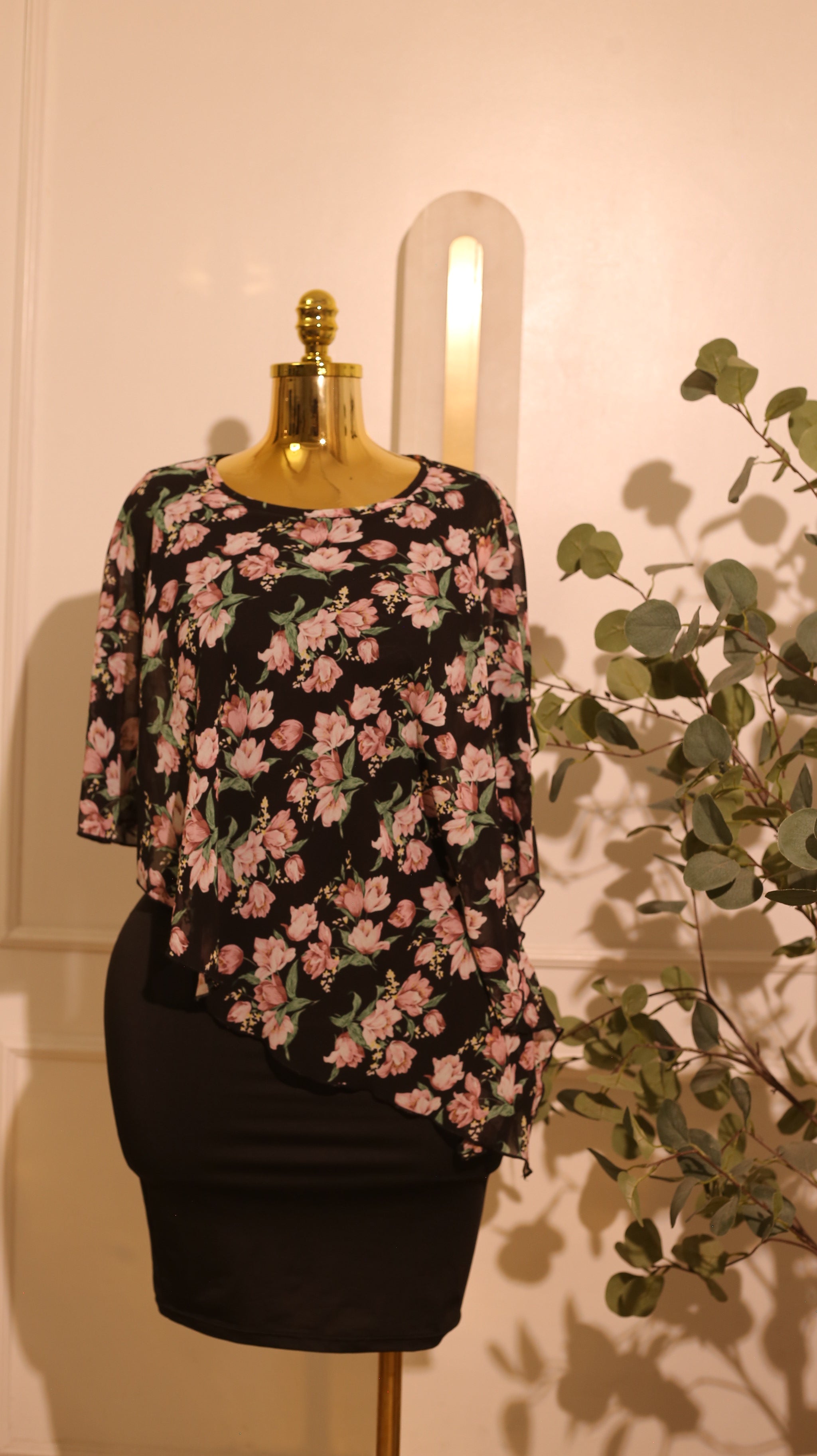 Black Floral Print Midi Dress (Small)