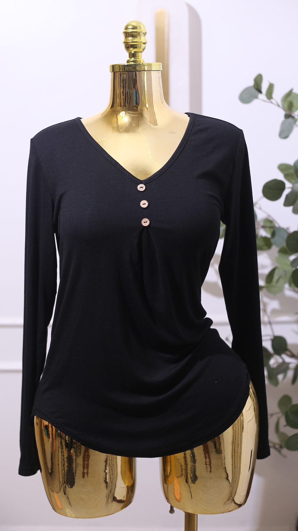 Black Long-sleeve Henley Top With A V-NECK And Button Accents