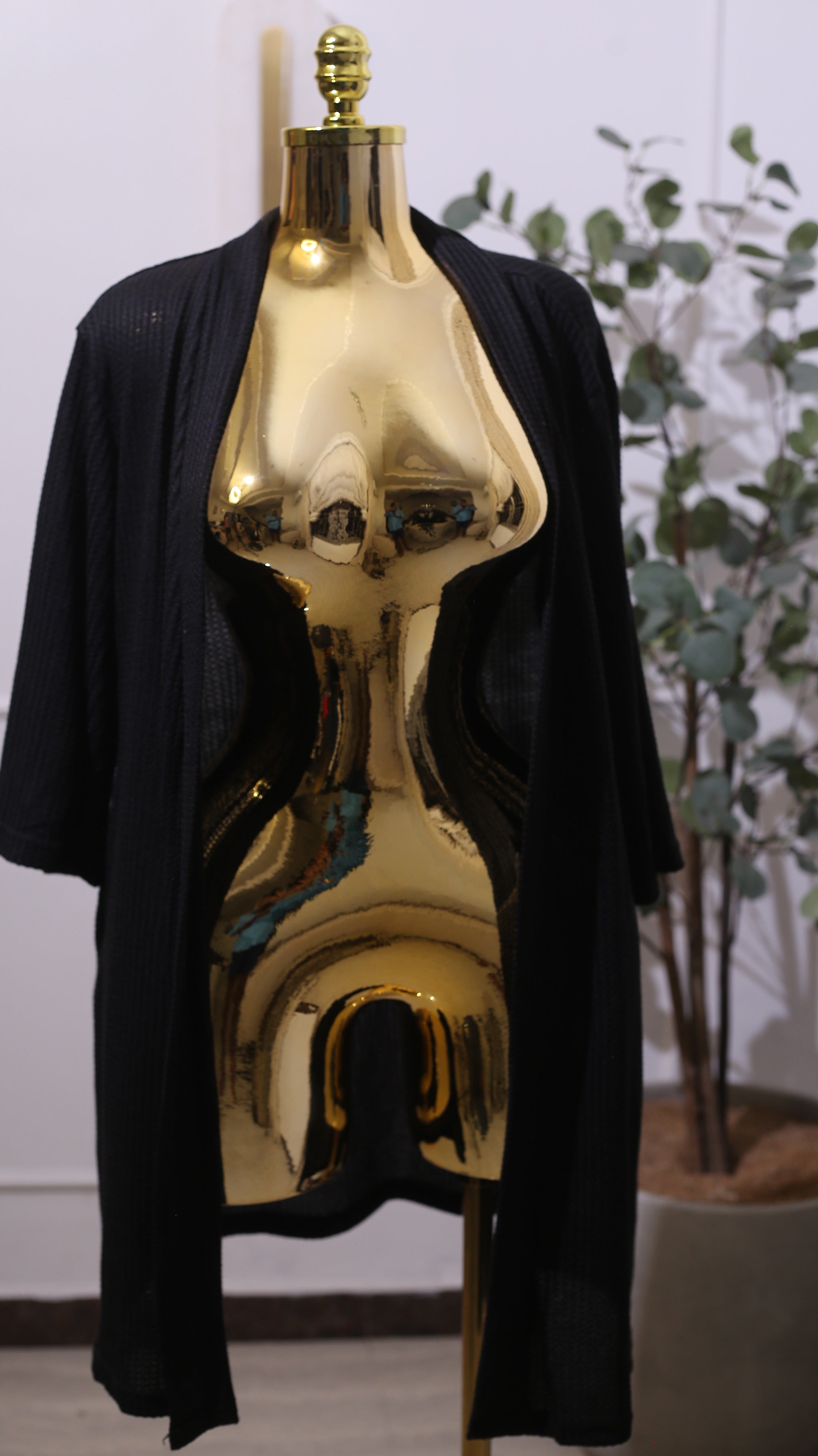 Black, Long-sleeved, Knee-length Pleated Coat