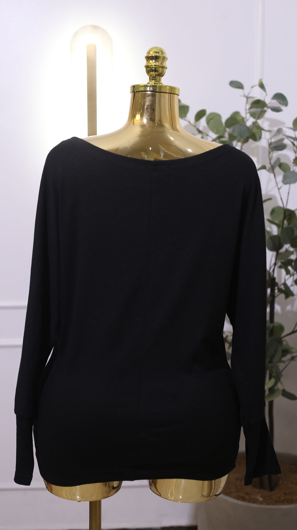 Black Long-sleeved Shirt With White