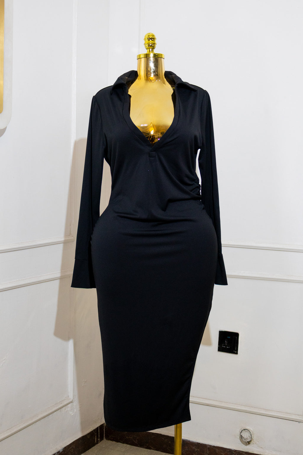 Black Ribbed Long-Sleeve Midi Dress