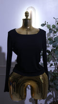 Black Round-Neck Long-Sleeve T-Shirt