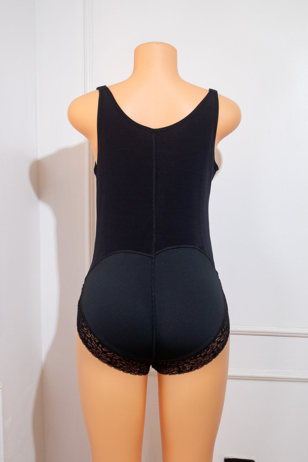 Black Seamless Shaping Bodysuit