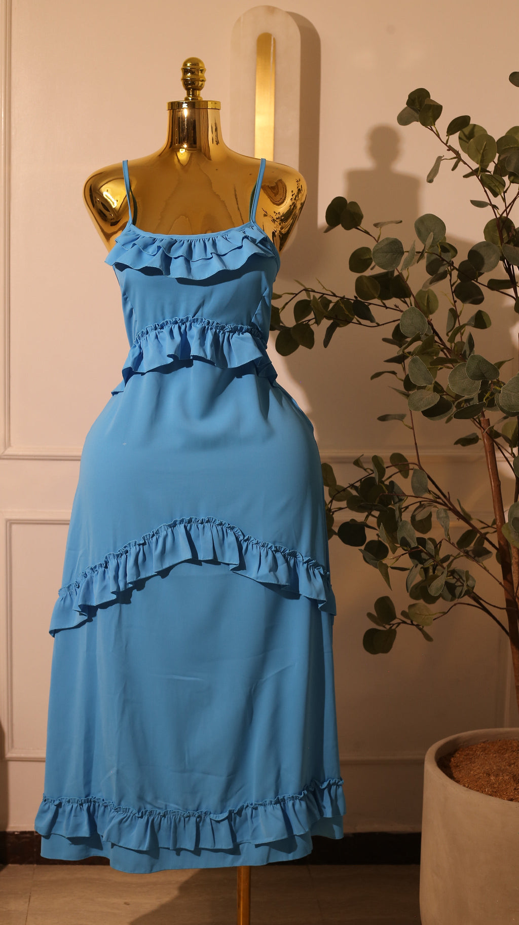Blue Off-Shoulder Tiered Ruffle Maxi Dress (Medium)