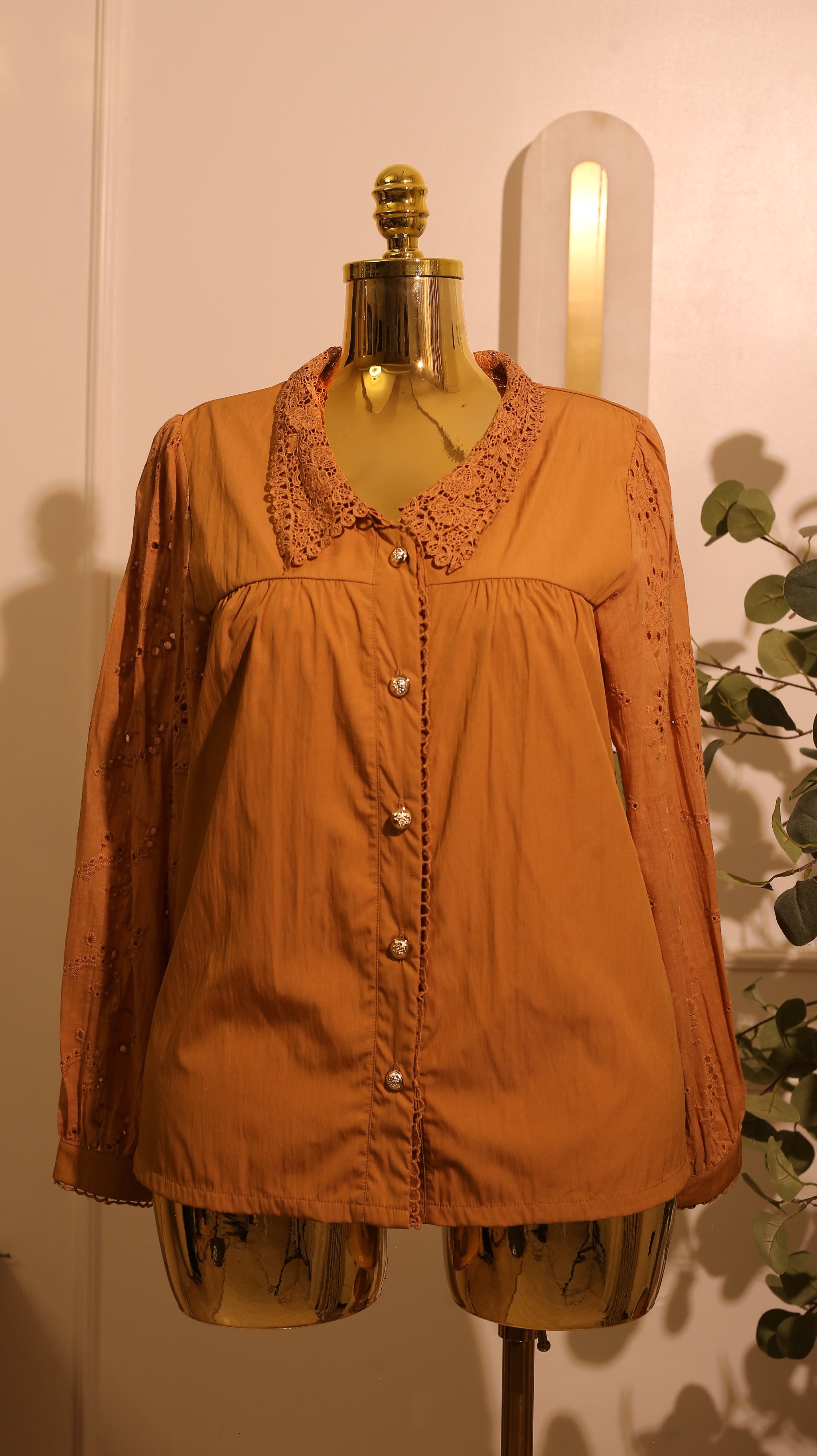 Brown Ruffled Collar Blouse – Medium