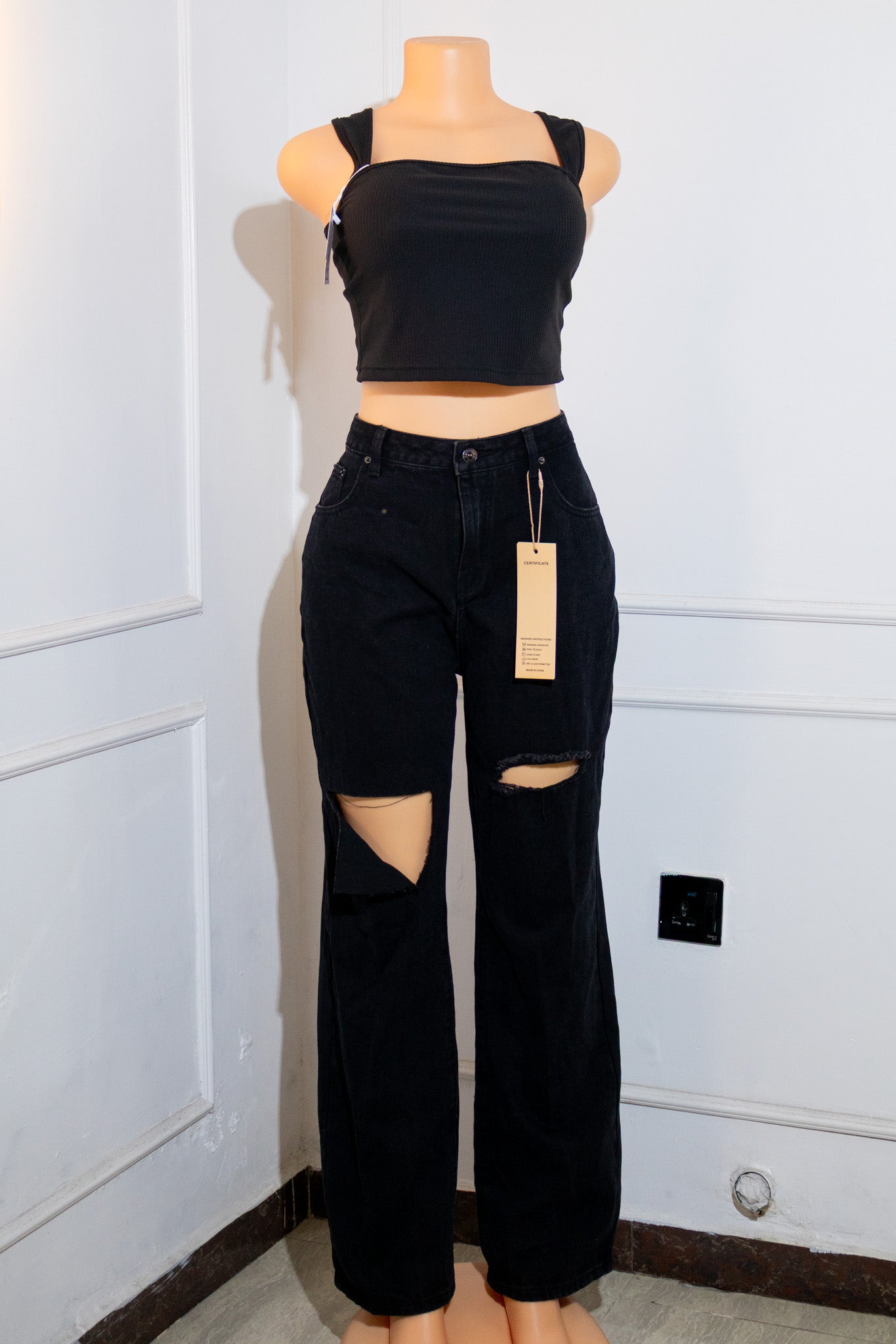 Distressed Black Wide-Leg Jeans