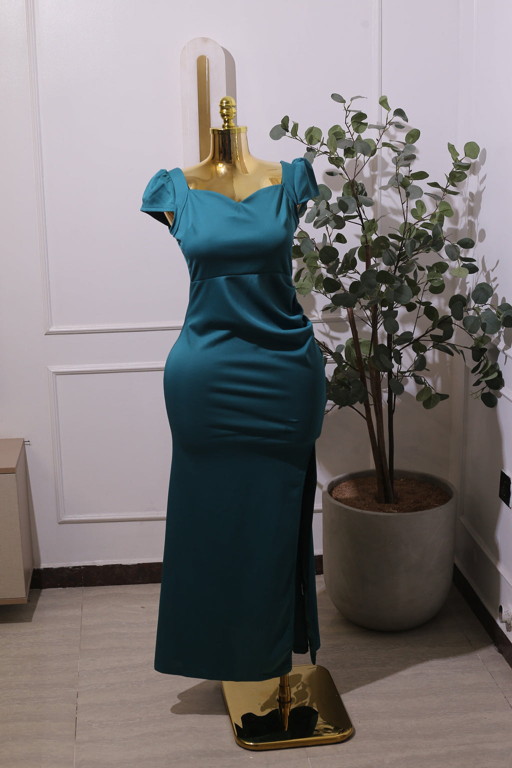 Emerald Green Fitted Woven Long Evening Dress