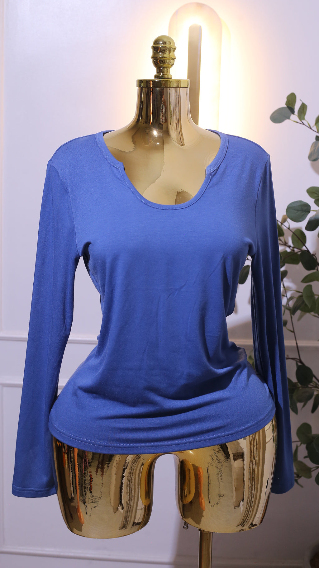 Glossy Blue Long-Sleeve Fitted T-Shirt