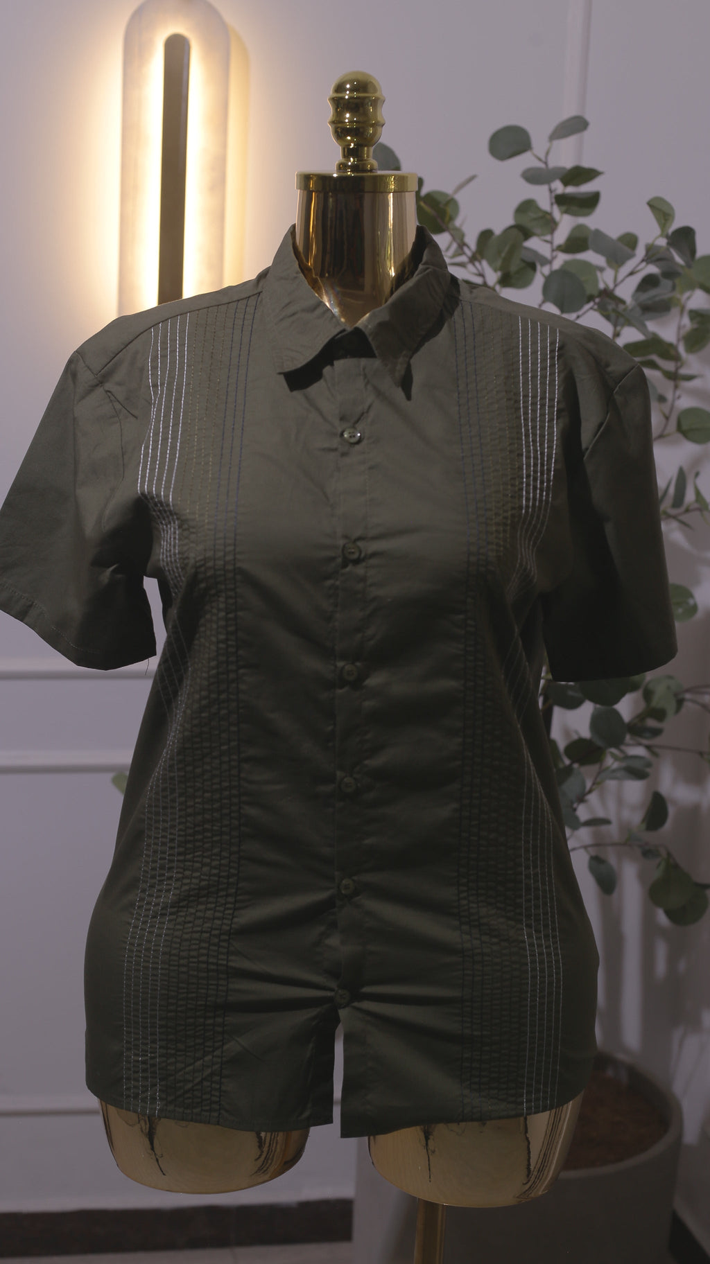 Green Short-Sleeve Button-Down Shirt