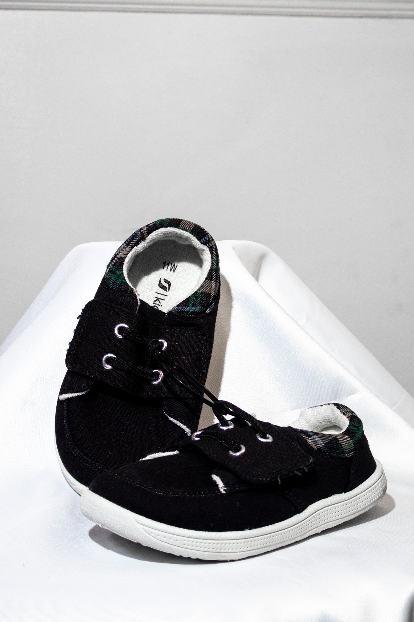 Kids Black Plaid Canvas Shoes