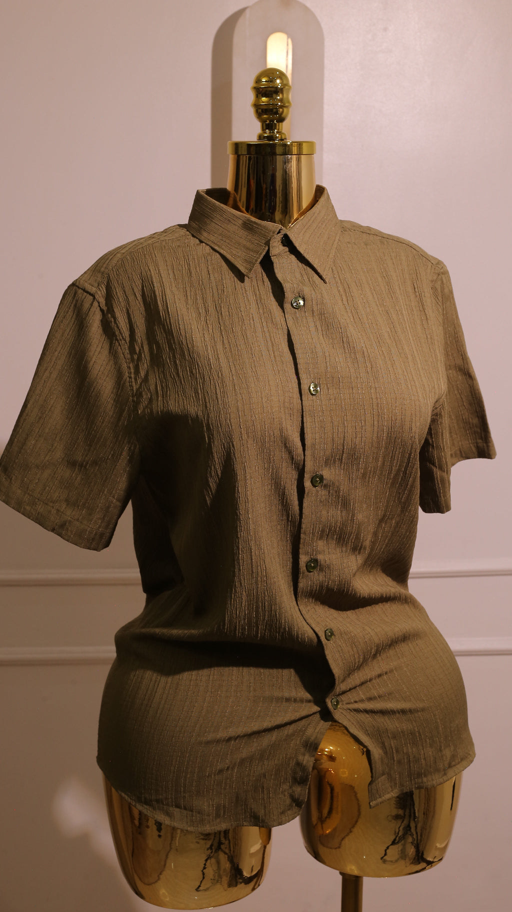 Men'S Short-Sleeve Casual Button-Down Shirt With A Textured Vertical Striped Pattern, Possibly The Coofandy Men'S Textured Short Sleeve Button Down Casual Beach Shirt Or Similar From Brands Like Yugnik