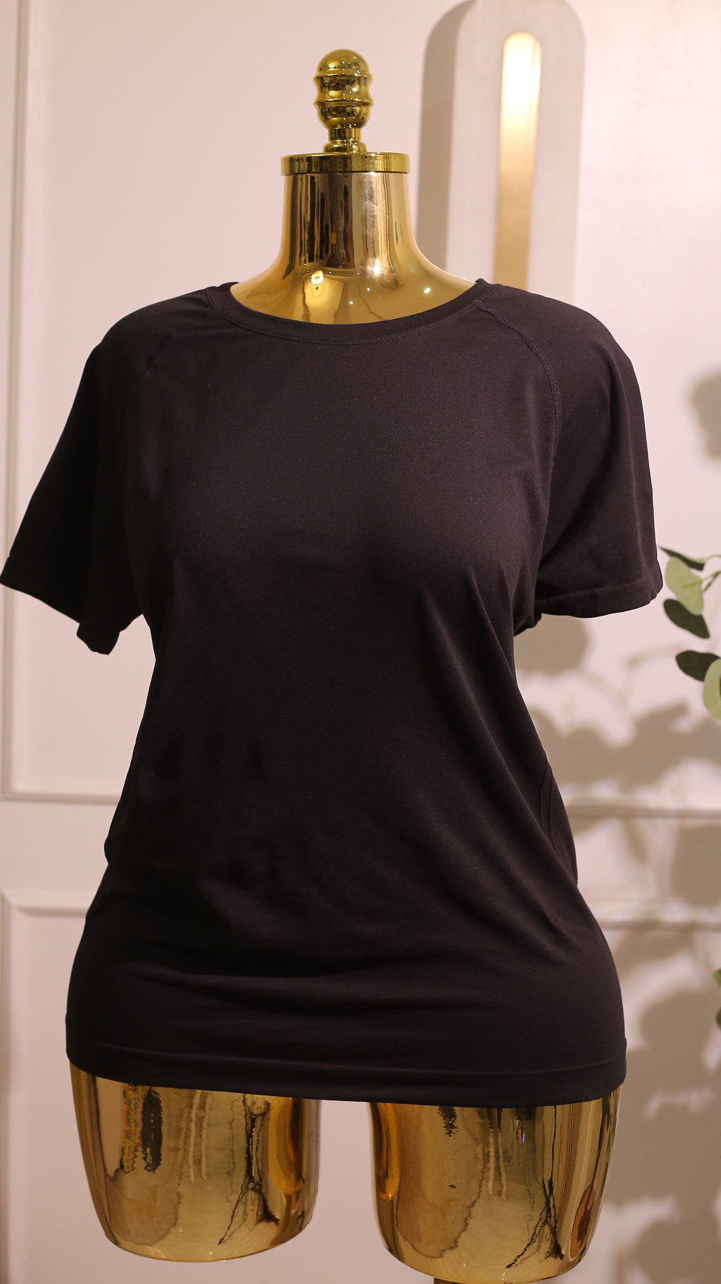 Metal Vent Tech Short Sleeve Shirt In Black