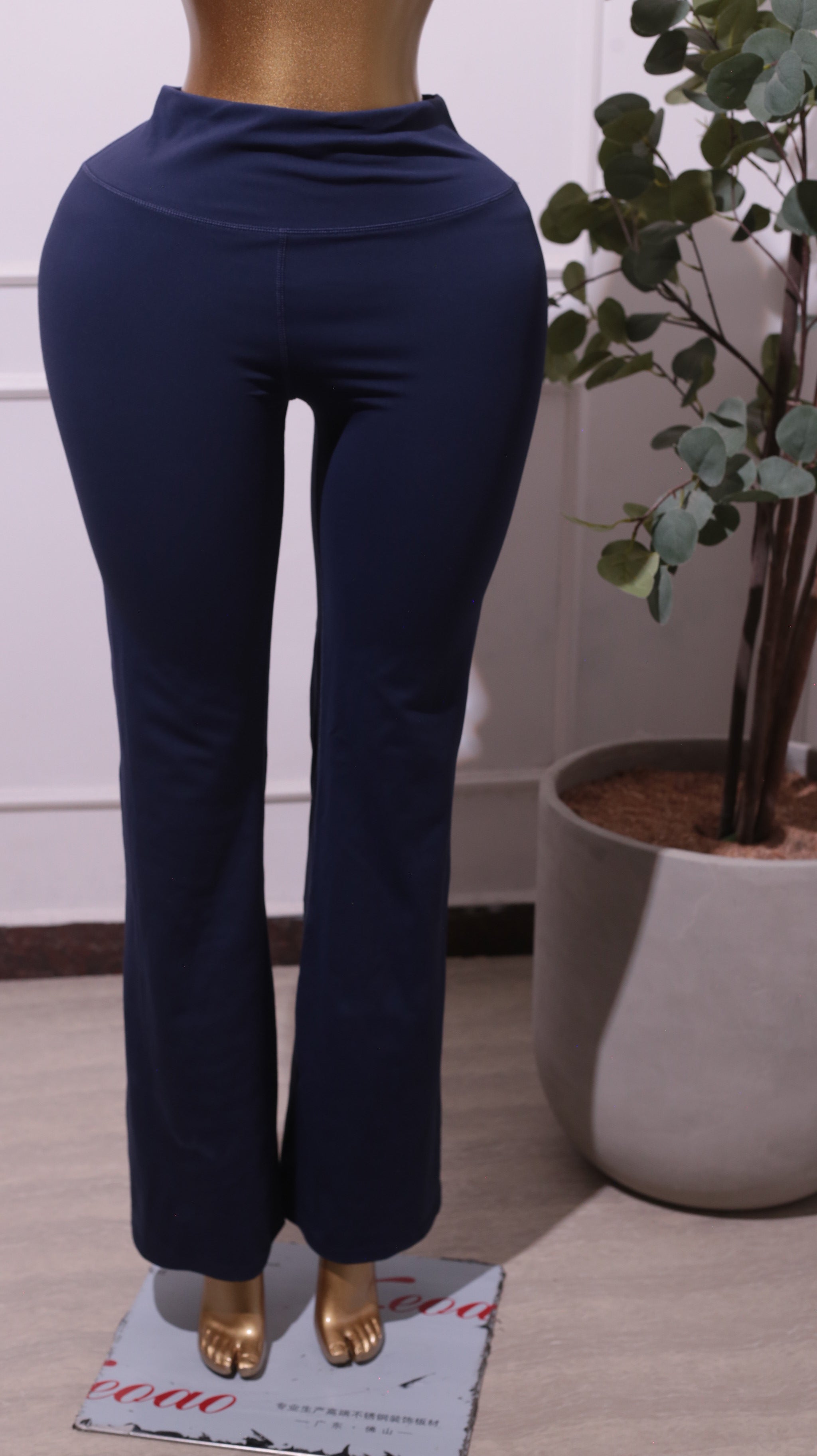 Navy V-Waist Flared Leggings