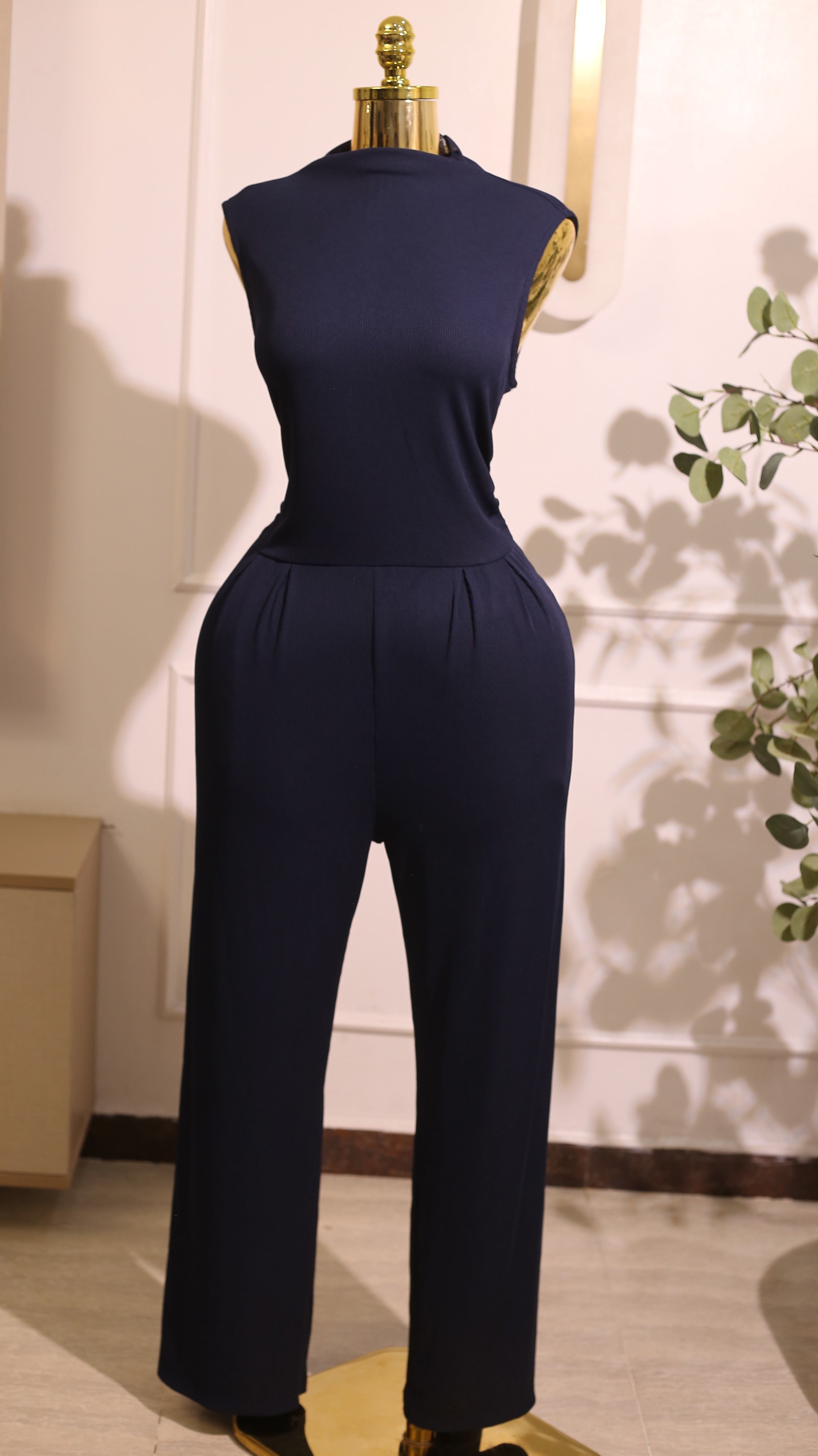 Navy Sleeveless Wide?Leg Jumpsuit (Large)