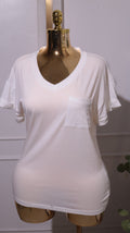 Plain White Cotton Round-neck T-shirt With A Chest Pocket