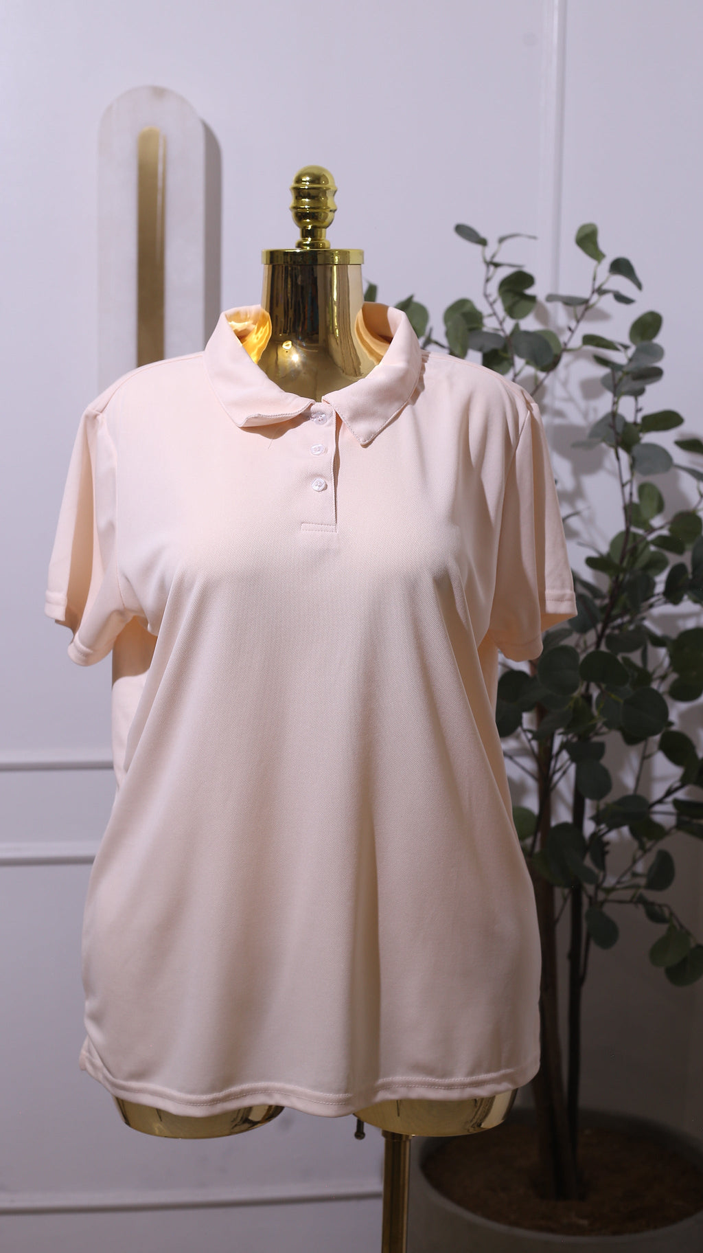 Short-sleeve Polo Shirt In A Light Pink Or Beige Color